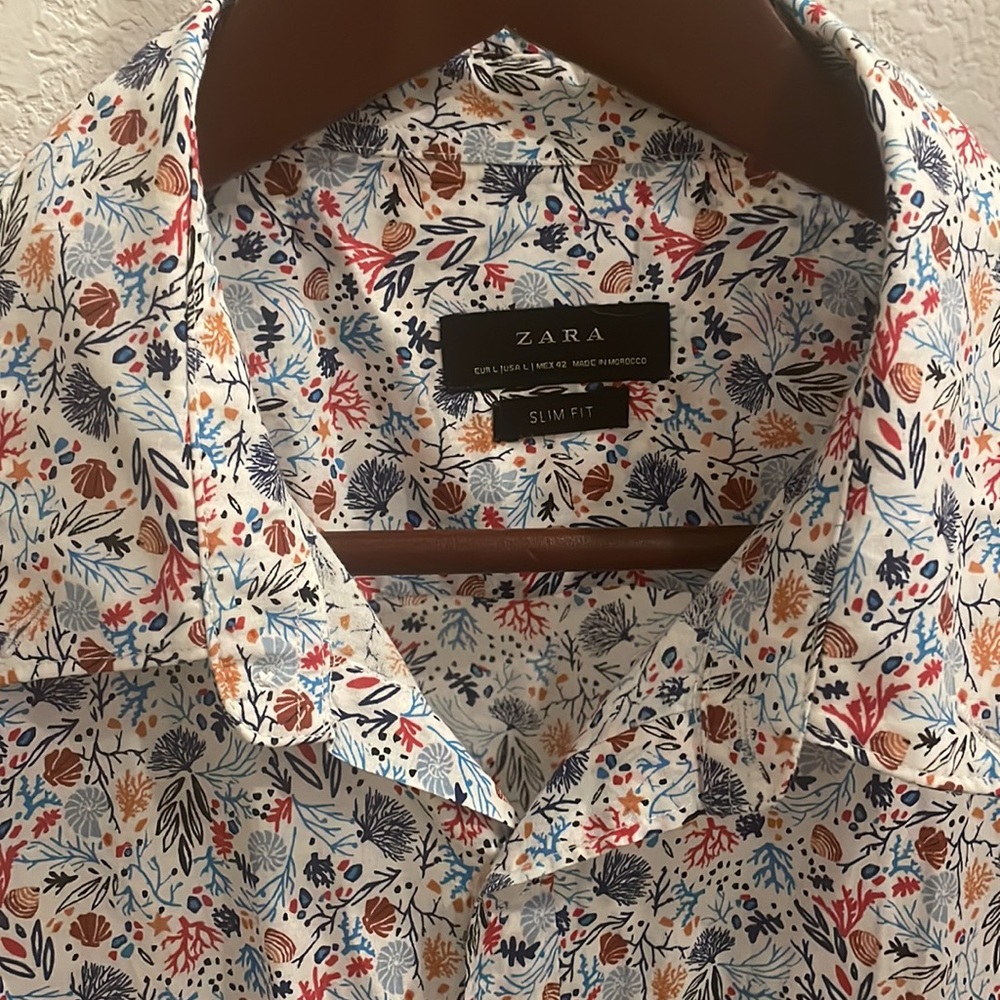 Zara Slim Fit Mens Large Short Sleeve Button Up Beach Print